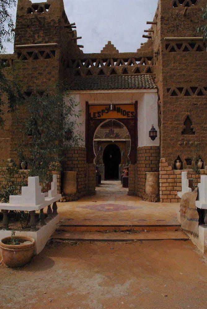 Les Pyramides Hotel Merzouga Exterior foto